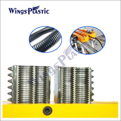 Plastic Flexibele Slang die tot Machine maken 1050mm Plastiek Golfpijpmachine