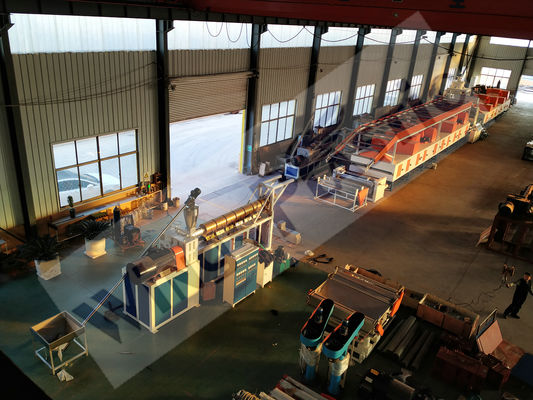 420kw hoofdmotorvermogen PVC poeder PVC spoel lus mat extruder machine